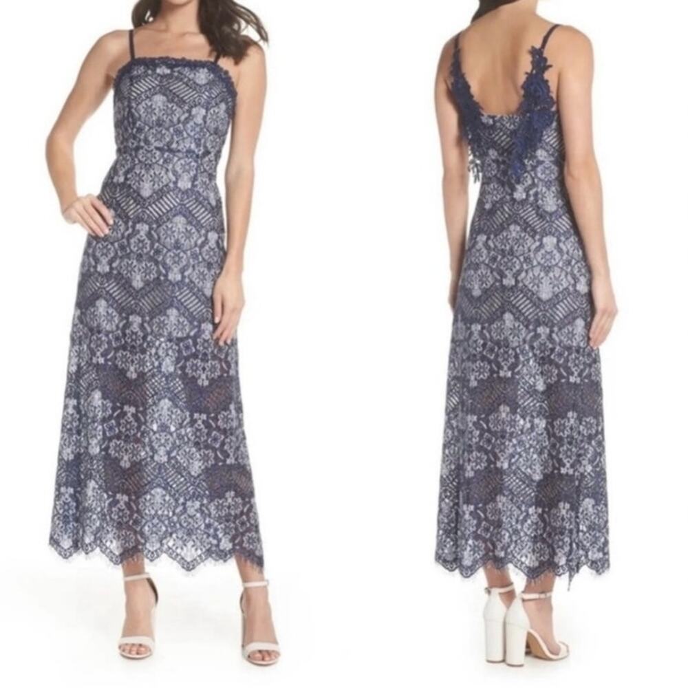 Foxiedox Daleyza Lace Dress size small